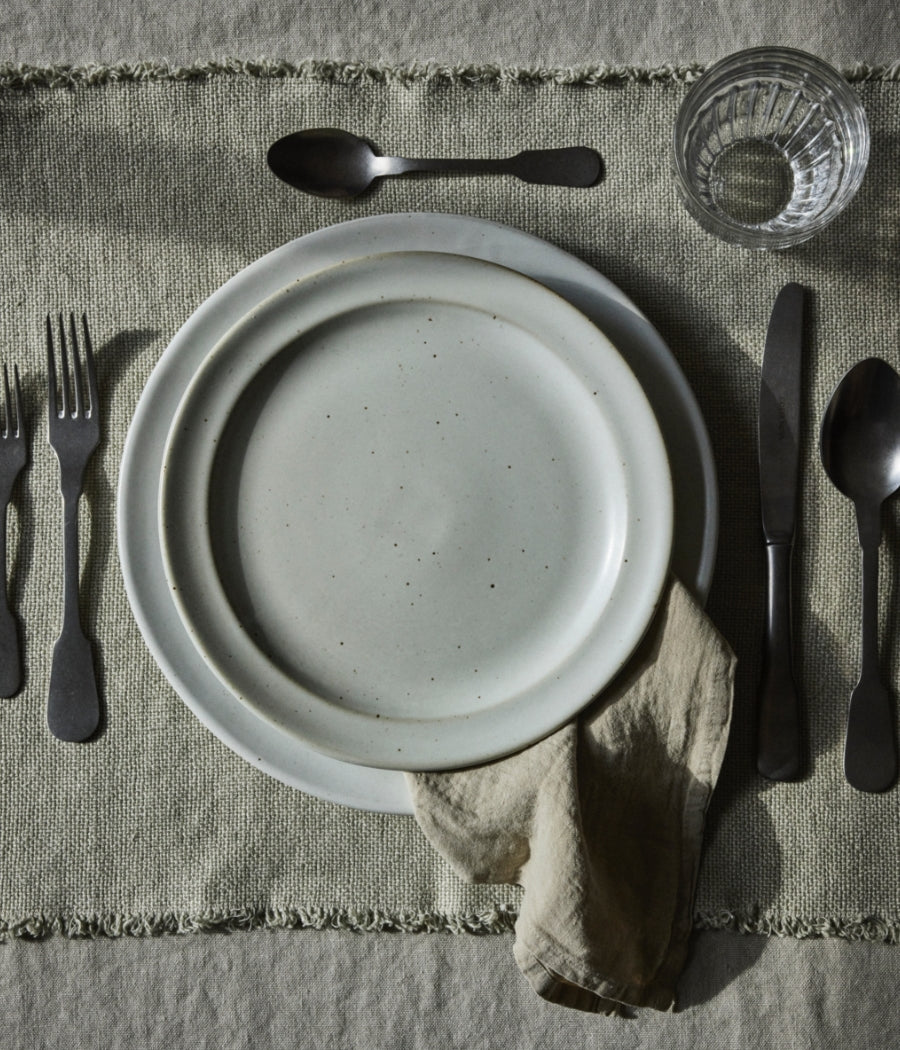 Dinner Plate: Classic Collection